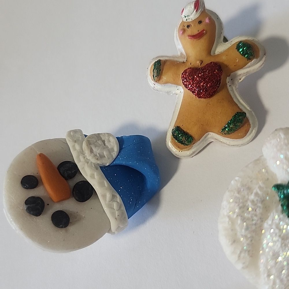 Festive Holiday Brooch Set - Picture 3 of 4